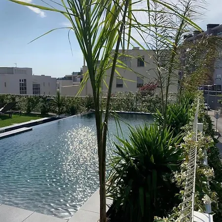 Lux - With Private Pool * Split