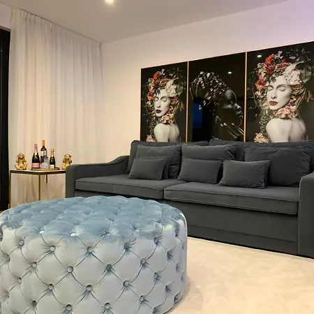 Apartment Lux - With Private Pool *